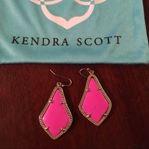 Kendra Scott magenta earrings!