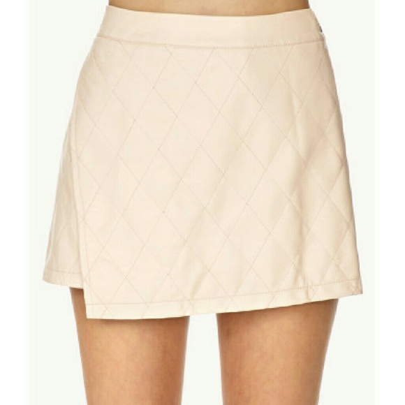 Faux Leather Quilted Overlay Pink Skirt - Picture 4 of 4