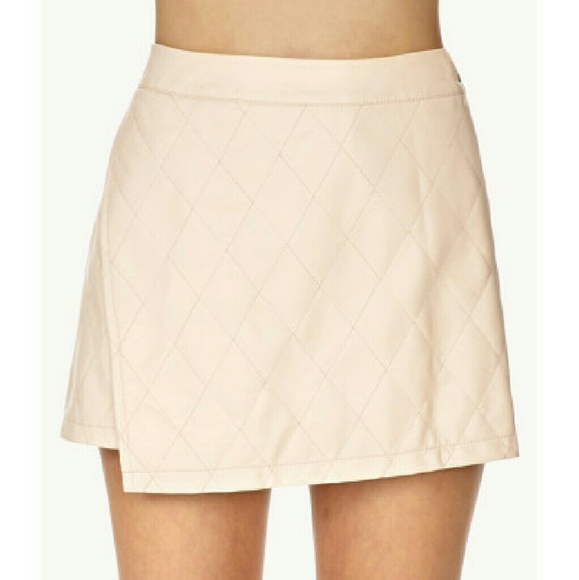 Forever 21 Dresses & Skirts - Faux Leather Quilted Overlay Pink Skirt