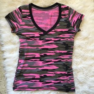 Xs pink camo short sleeve top