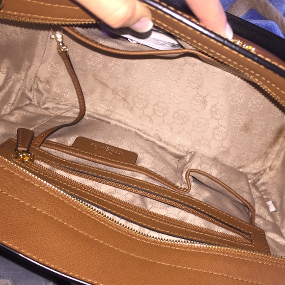 🔴SOLD🔴Michael kors colorblock Selma bag - Picture 4 of 4