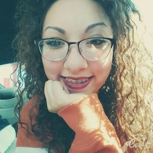 Meet your Posher, Abigael