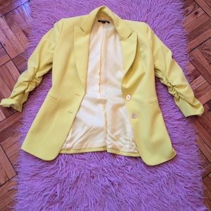 Yellow 3/4 sleeve blazer