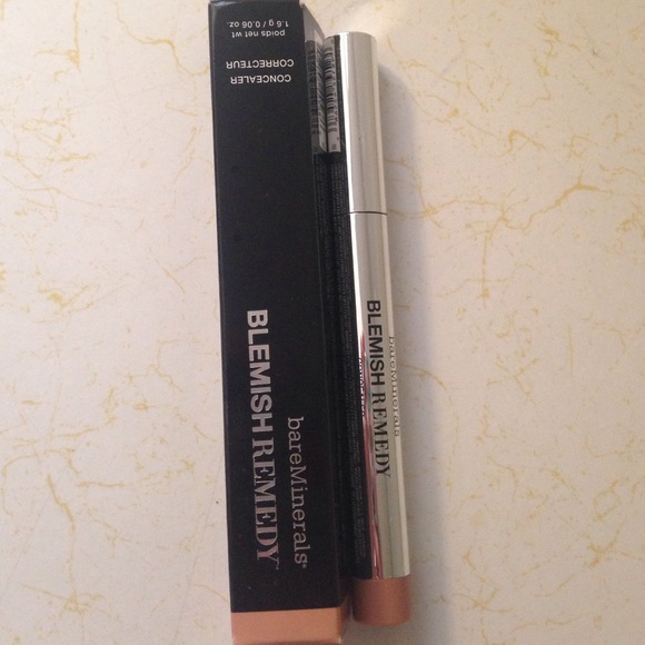 Bare Minerals Blemish Remedy
