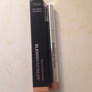 Bare Minerals Blemish Remedy