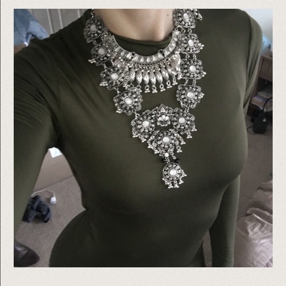 Cleopatra Necklace - Picture 1 of 3