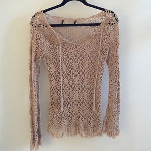 Long sleeve crochet top