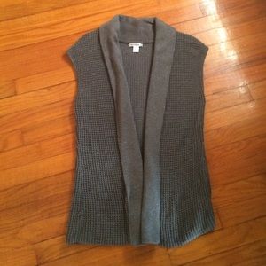 Donated* gray vest size 10/12 large women's!