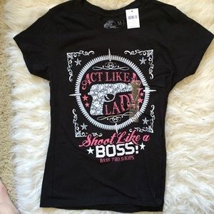 Medium bass pro top gun shirt