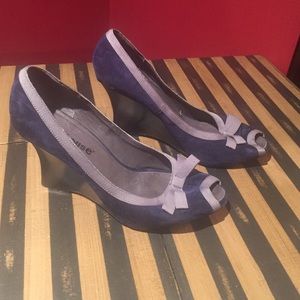 Dollhouse Navy and Gray Peep Toe Wedges