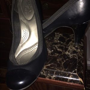Black (thick) heel 2 1/2 inch