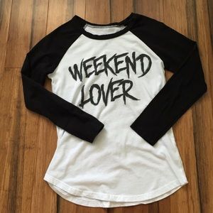"Weekend Lover" black and white tee