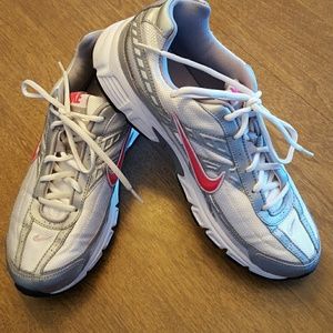 Nike Initiator Shoes