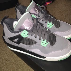 Shoes Jordan 4s
