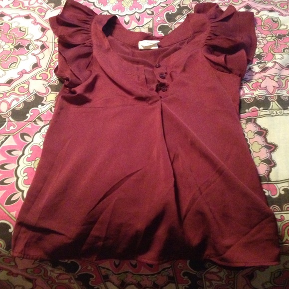 Tommy Hilfiger ruffle short sleeve shirt