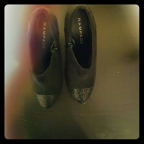 Rampage heels - Picture 1 of 3