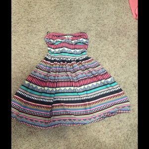 Multi colored and patterned strapless dress