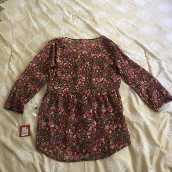 Bnwt burgundy floral - Picture 3 of 4