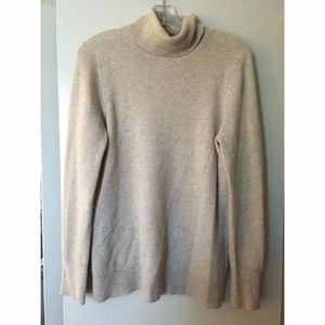 Oatmeal turtleneck