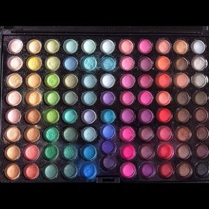 Coastal Scents 88 Ultra-Shimmer Eyeshadow Palette