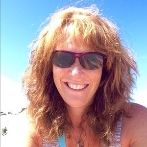 Meet your Posher, Angie