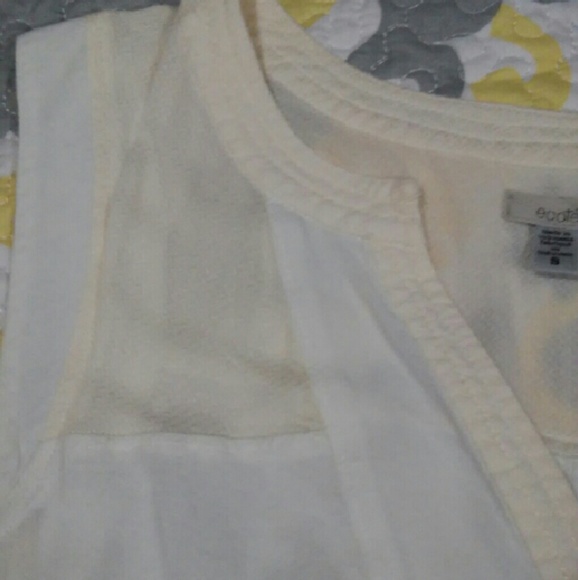 Ecote Top - Picture 2 of 3