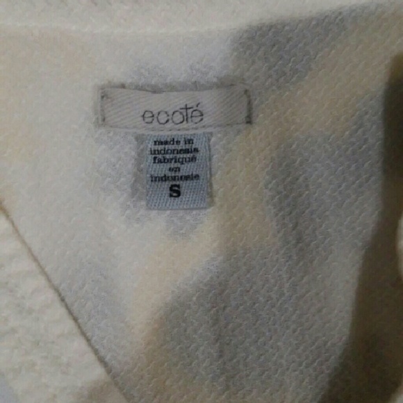 Ecote Top - Picture 3 of 3