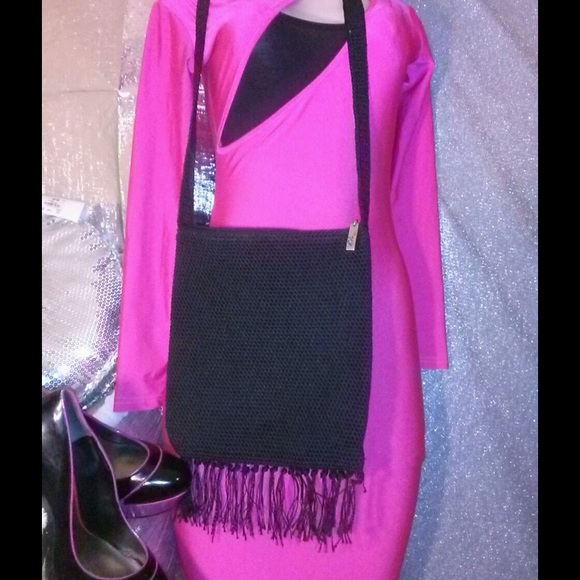 The Sax Crochet Fringe Crossbody bag - Picture 2 of 4