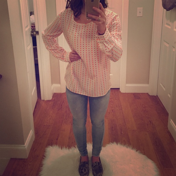 Gap dress shirt, fun stylish, work & play.