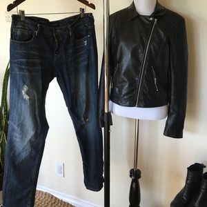 Ripped boyfriend / tomboy style denim pants Vigoss