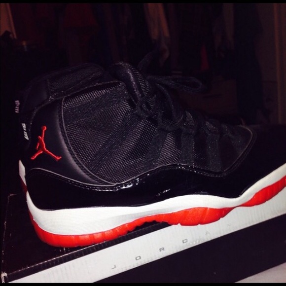Bred 11s great condition - Picture 3 of 3