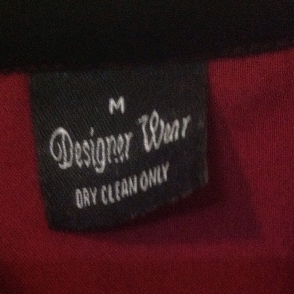 Fabulous Red and Black button down dress - Picture 4 of 4