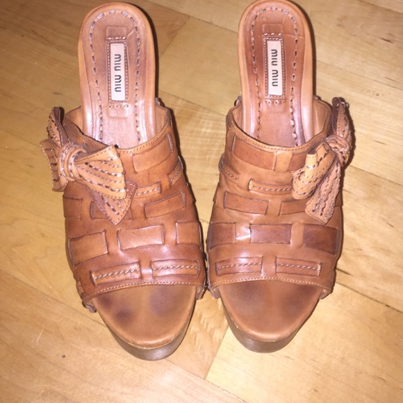 Miumiu wooden heel