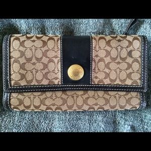 Authentic Coach Wallet