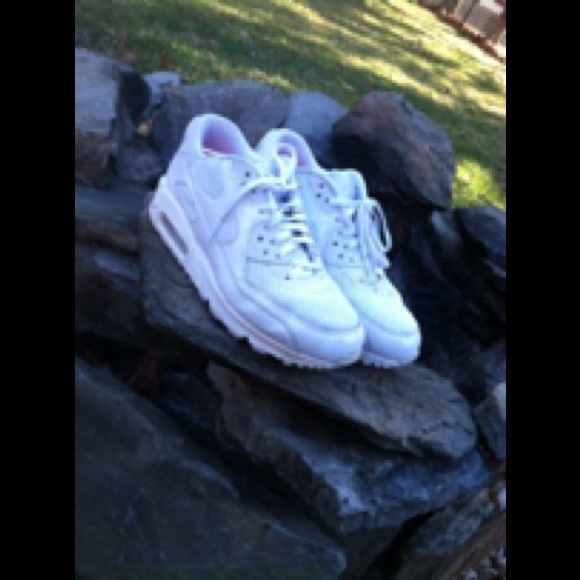 Limited Edition all white Nike Airmax 90's! - Picture 1 of 3