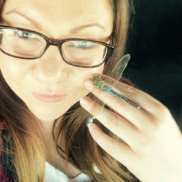 Meet your Posher, Amanda - Picture 1 of 1