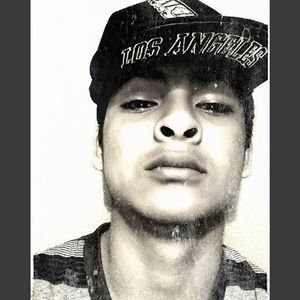 Meet your Posher, Avery