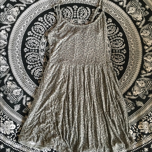 💞TODAY ONLY SALE💞Brandy Melville Rai Dress