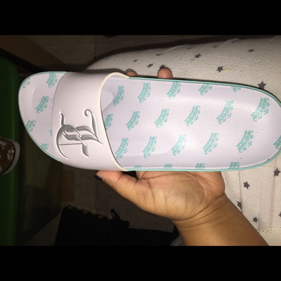 Juicy couture slides