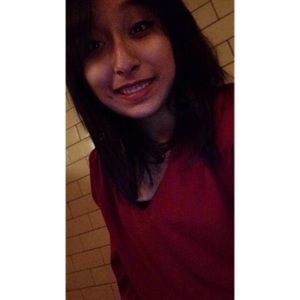 Meet your Posher, Gaby