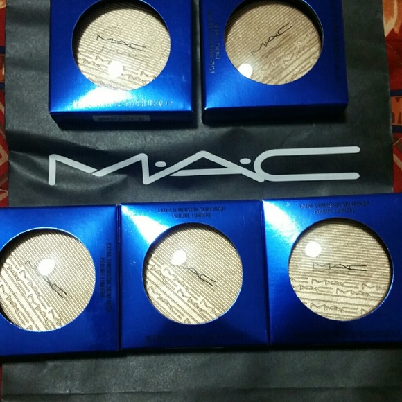 MAC OH DARLING HIGHLIGHTER