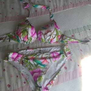 Victoria Secret bikini set