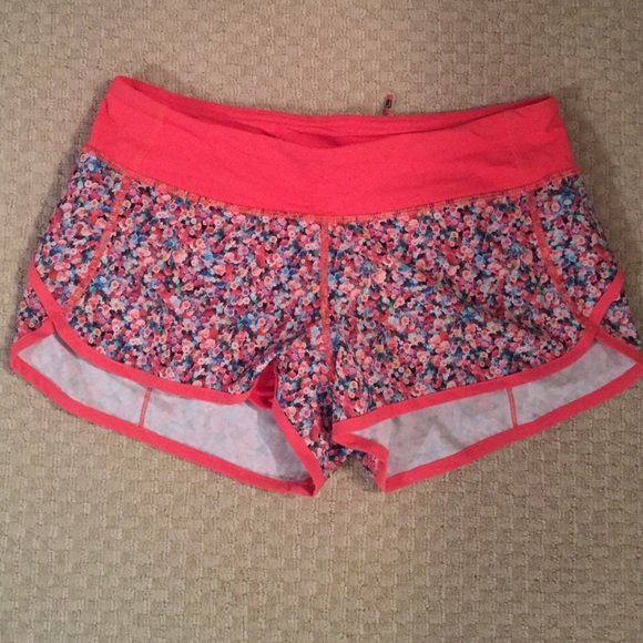 pink lulu lemon racer shorts. size 6.