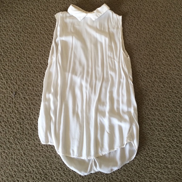Brandy Melville white collared blouse