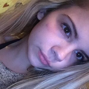 Meet your Posher, Ebony