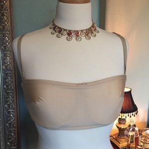 ULTIMATE versatile wired convertible bra.