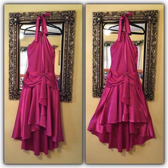 Formal - Dress - Picture 2 of 4