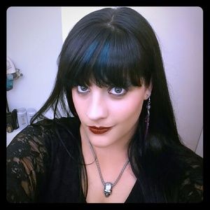 Meet your Posher, Ash