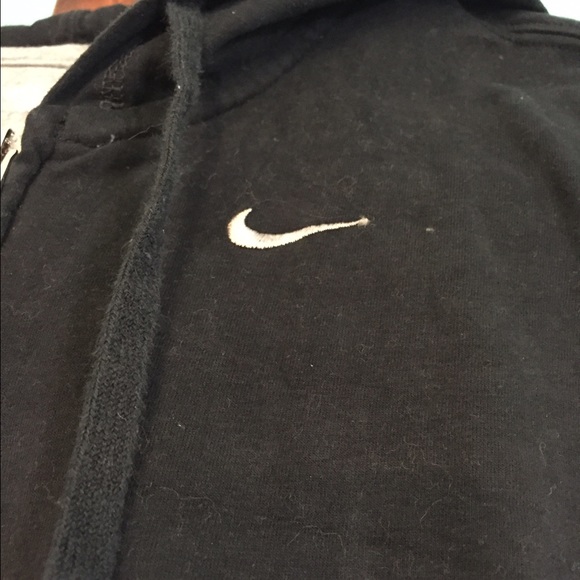 Nike Zip Up - Picture 2 of 3