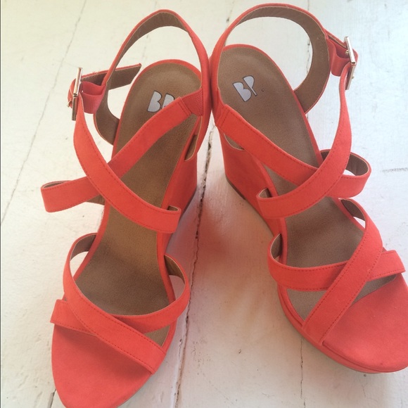 BP wedge sandal